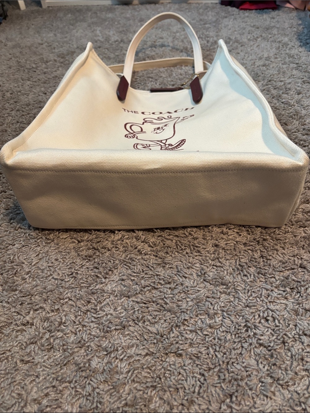 Coach Cream Canvas Tote with Maroon Coffee Shop Graphic Coffee Shop - Picture 5 of 6
